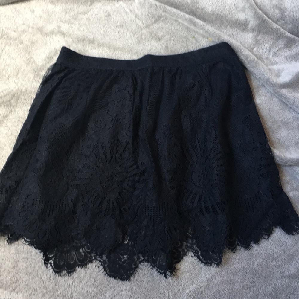 Lace navy skirt